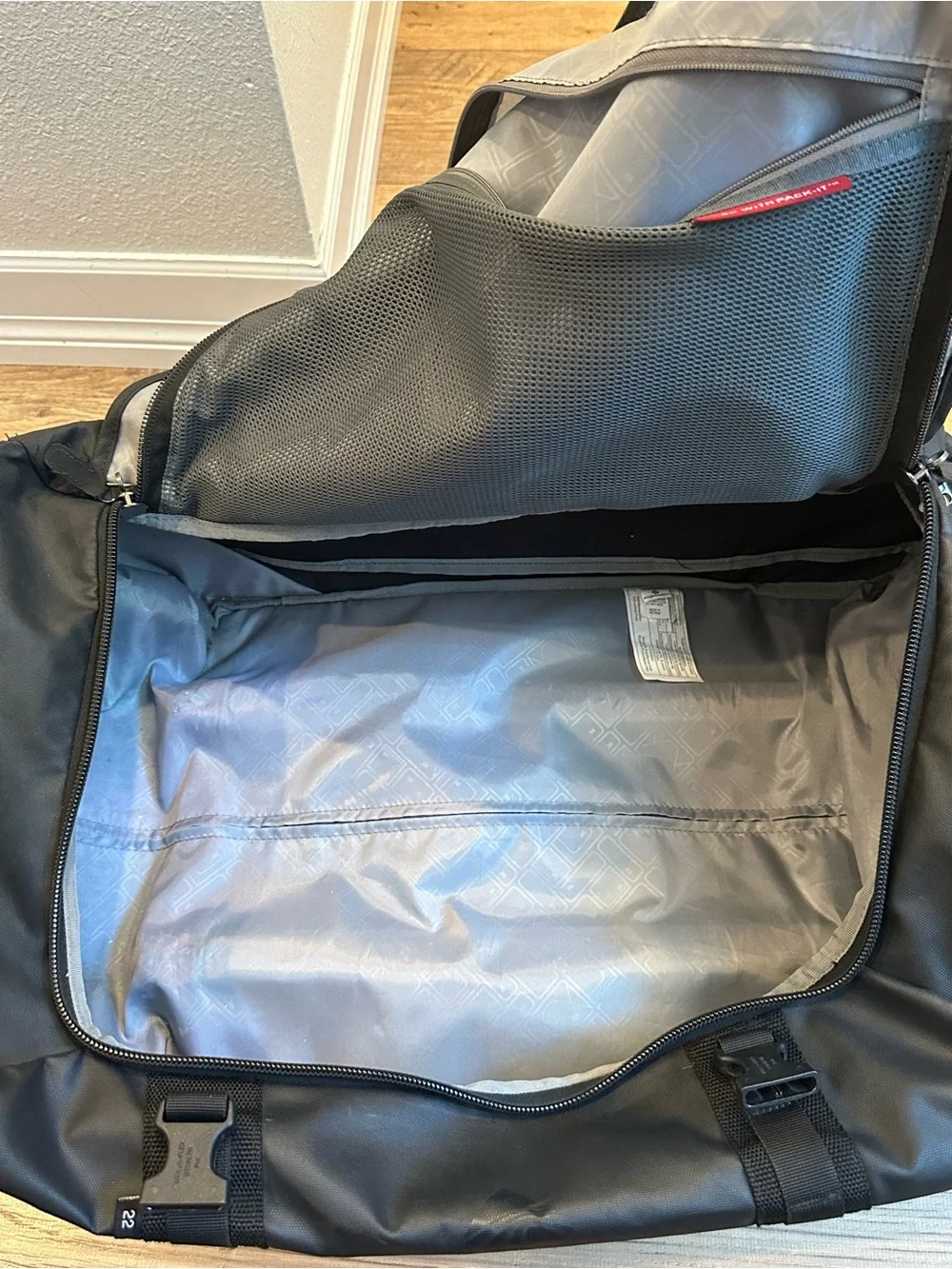 Eagle Creek No Matter What 22L Duffel